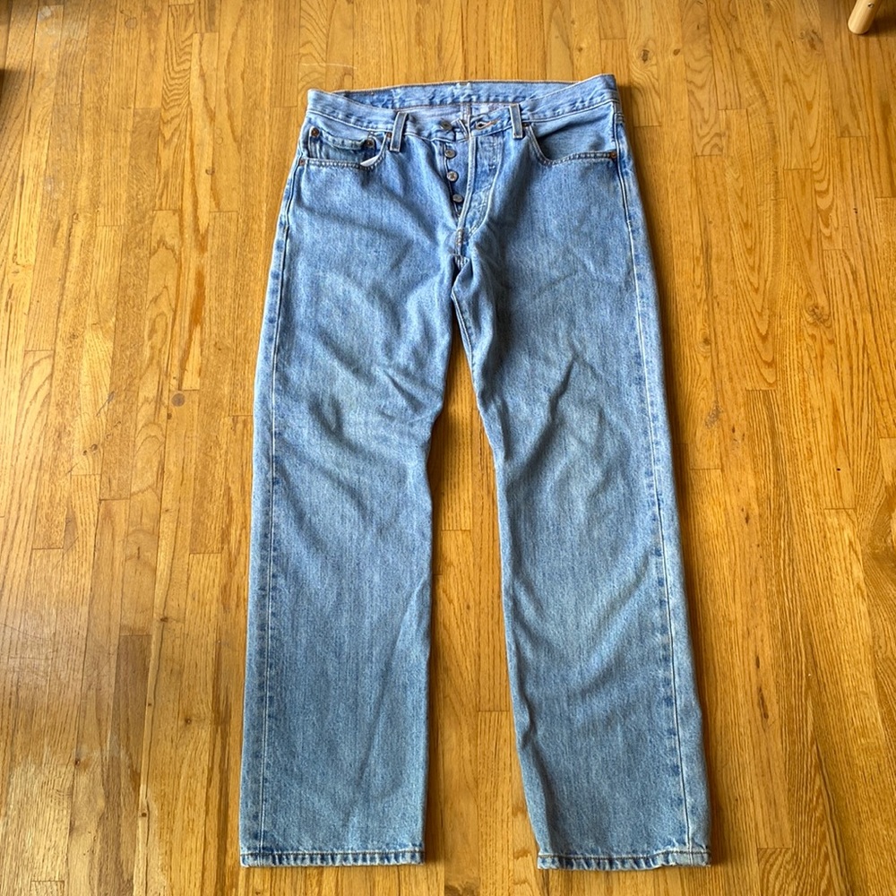 Levi's 501 Jeans Light Wash W32 L30 great condition!